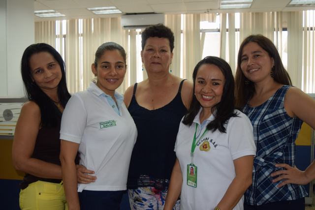 En la Alcaldía de Neiva no dejaron pasar esta fecha desapercibida, Marisela Garzón, Claudia Peña, Eminelda Ramírez, Patricia Chávarro y Carolina Quintero.